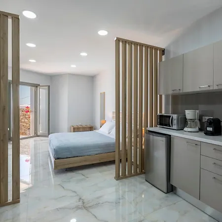 Peters Place - Paros Parasporos