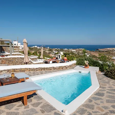 Peters Place - Paros * Parasporos
