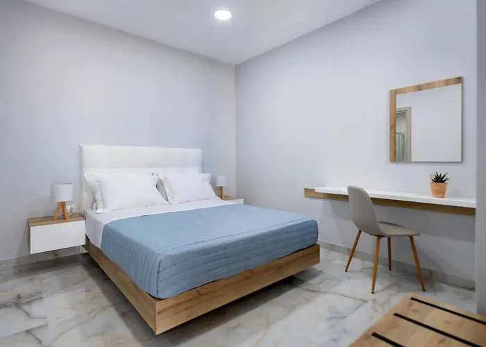 Peters Place - Paros Parasporos