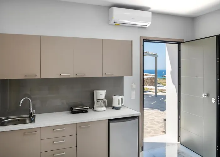 Peters Place - Paros