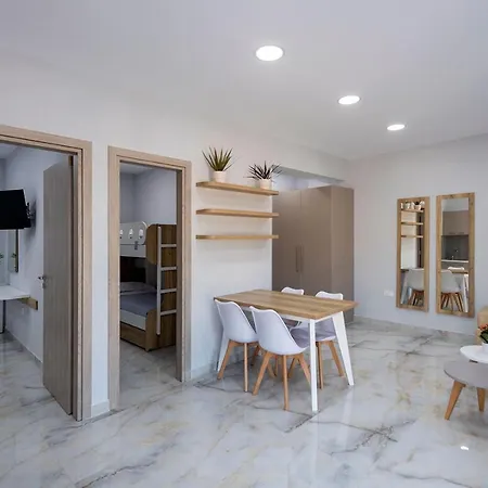 Peters Place - Paros * Parasporos