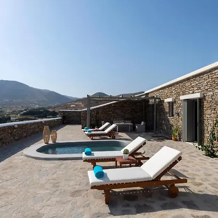 Peters Place - Paros * Parászporosz