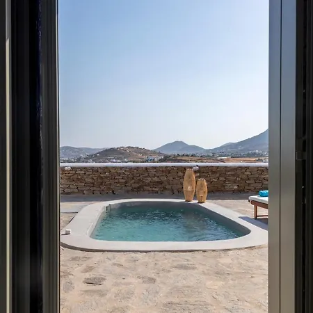 Peters Place - Paros * Parászporosz
