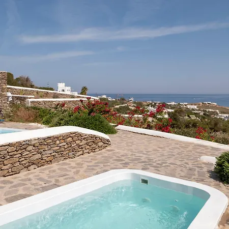 Peters Place - Paros Parasporos