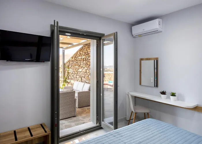 Peters Place - Paros Parasporos